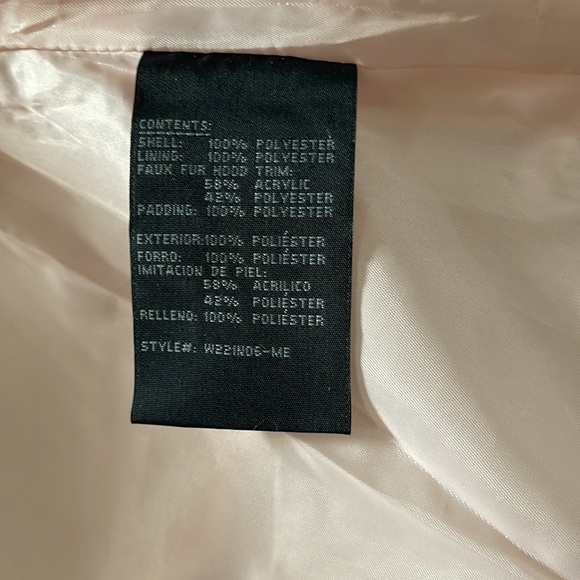 Weathertamer Toddler Girls Puffer Jacket with Hat - Picture 6 of 12